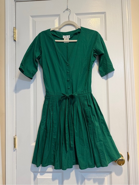Agnes B. Dresses & Skirts - Agnes B. Emerald Green Cotton Top